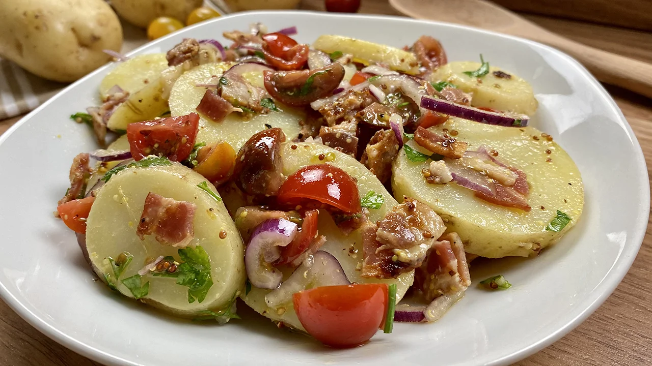 Potato and bacon salad