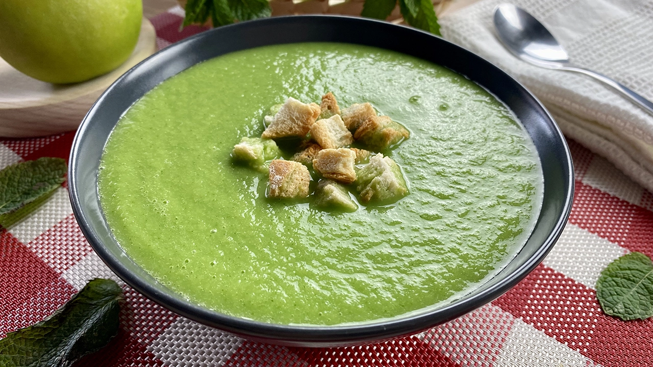 Cucumber gazpacho