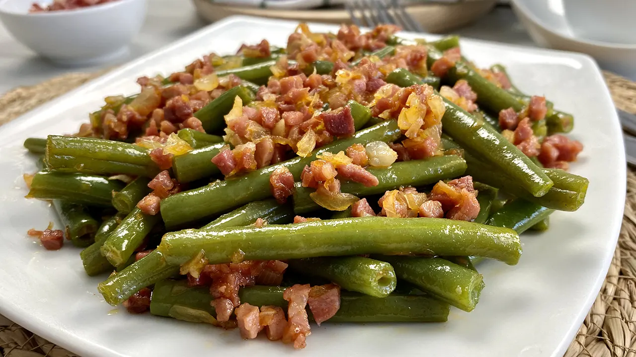 Green beans with ham