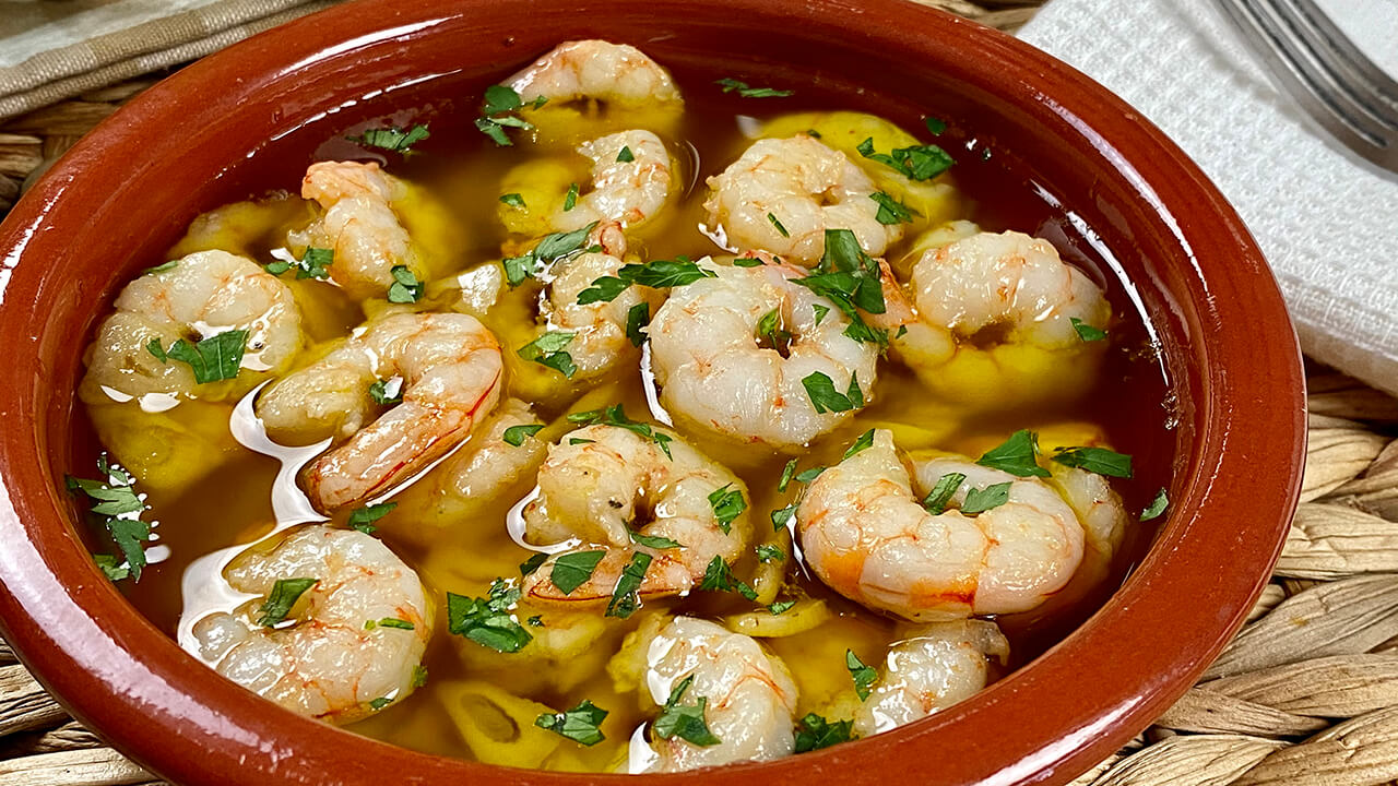 Gambas al ajillo - Garlic shrimp