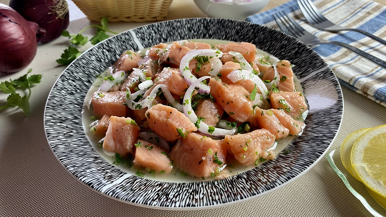 Salmon ceviche