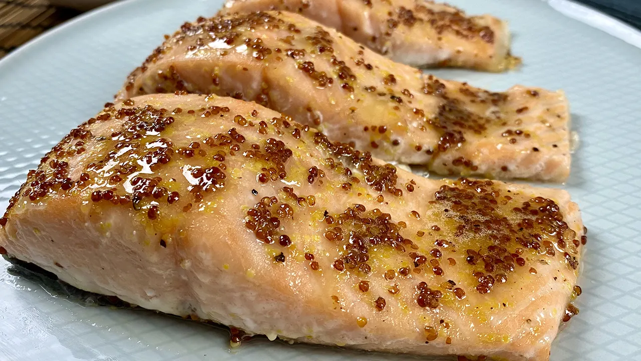 Salmon with honey and mustard