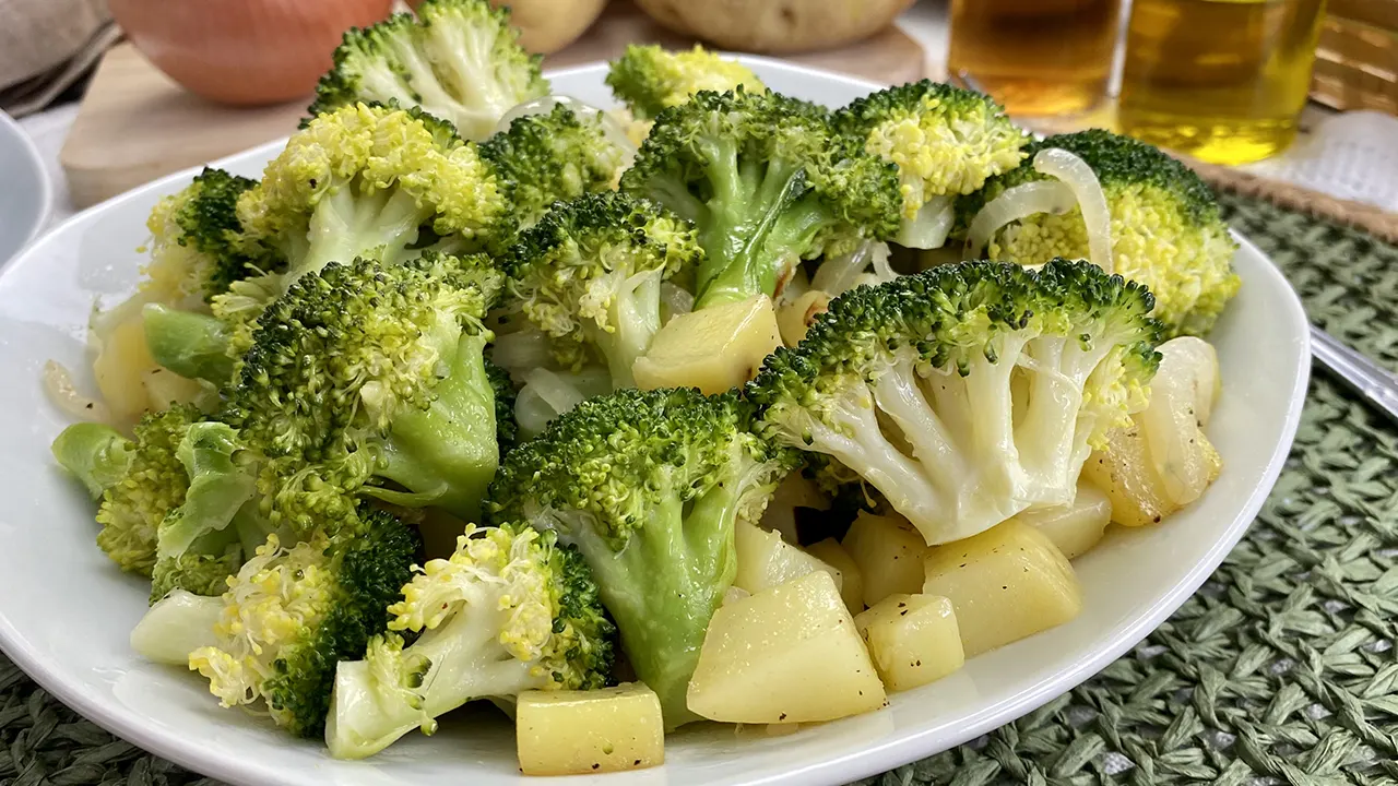 Broccoli with potatoes