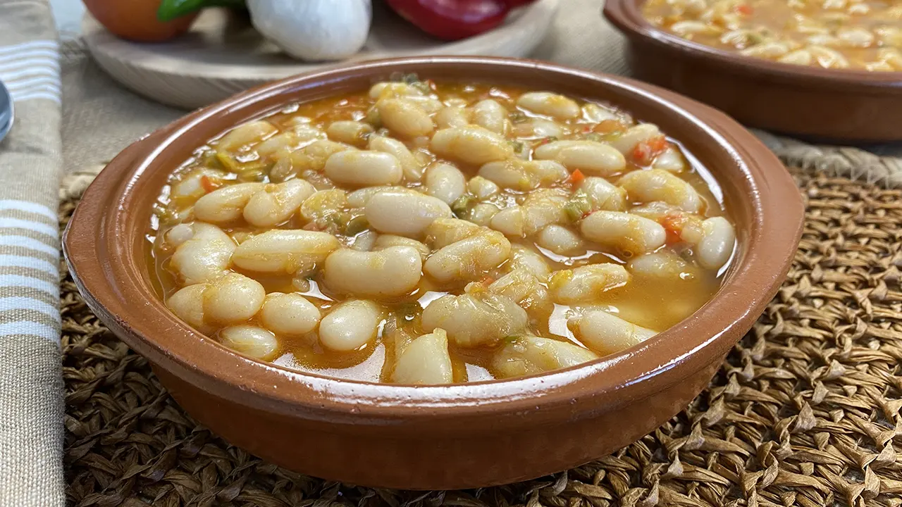 White beans with vegetables