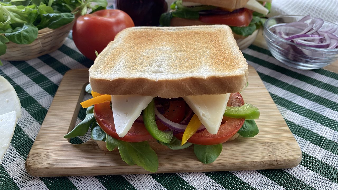 Vegetarian sandwich