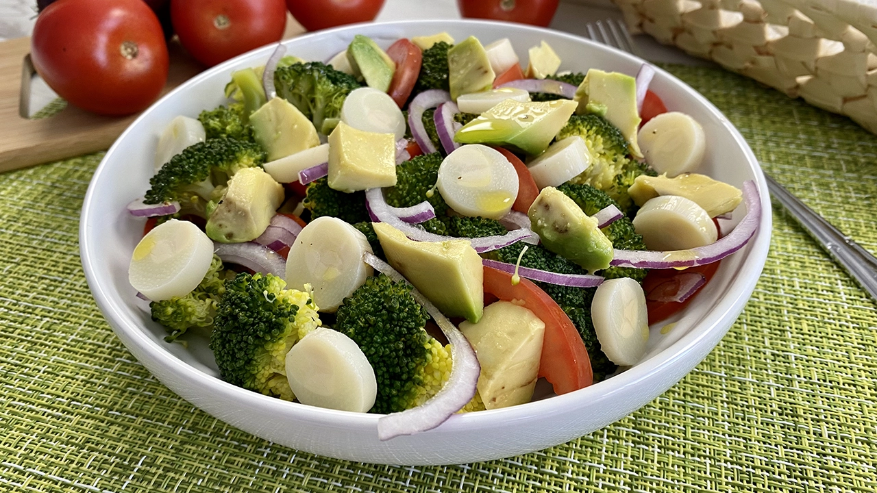 Broccoli salad