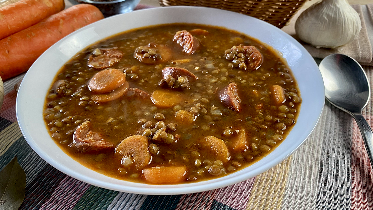 Stewed lentils