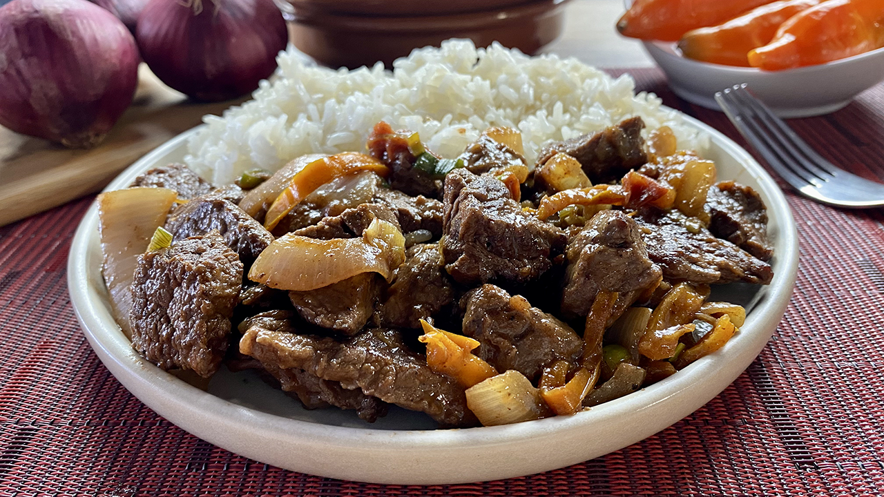 Lomo saltado - Peruvian stir-fried beef