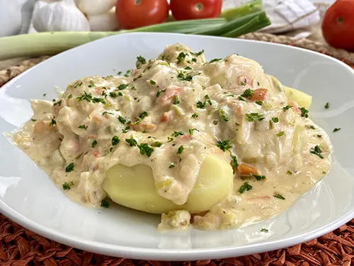 Colombian creamy potatoes | Papas chorreadas