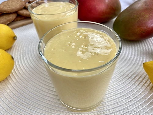 Mango smoothie