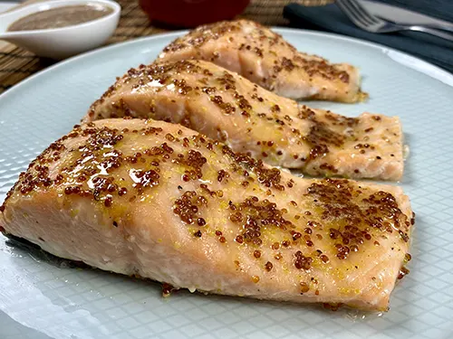 Salmon with honey and mustard