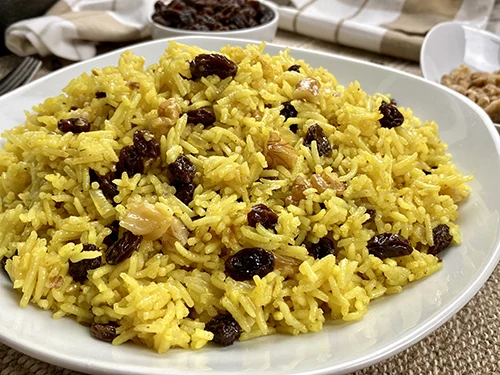 Basmati rice with raisins and nuts