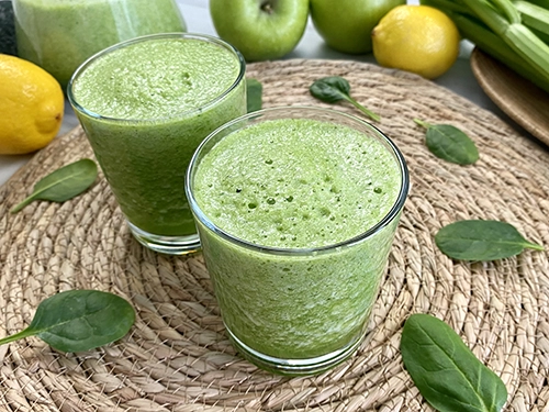 Green detox juice