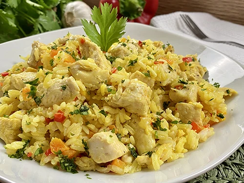 Venezuelan arroz con pollo (chicken rice)