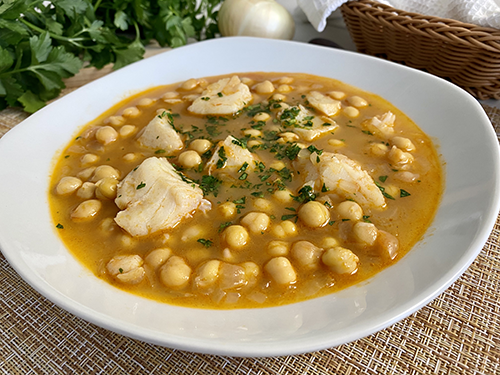 Chickpeas with cod, express version